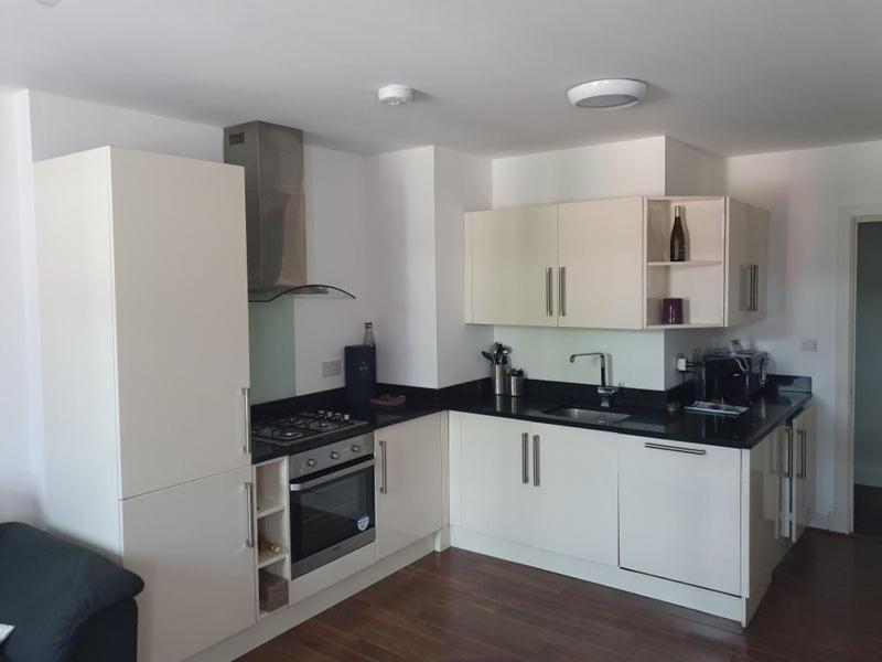 Double Room With Shared Bathroom London Exteriör bild